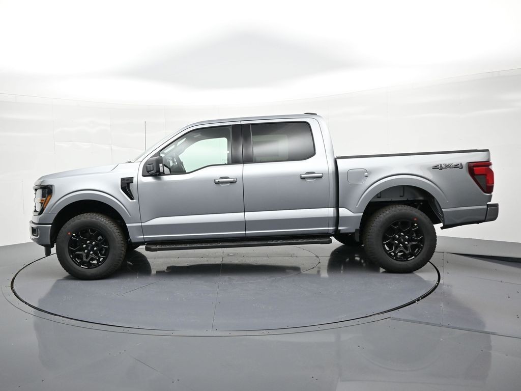Ford F-150 Vehicle Full-screen Gallery Image 9