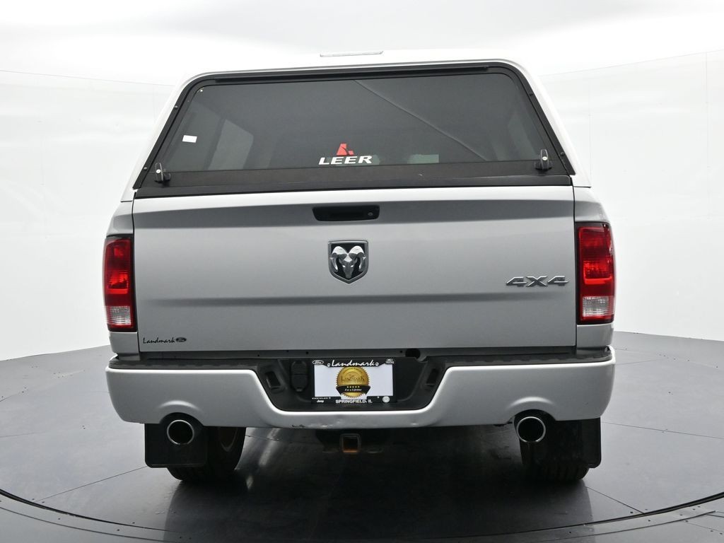 Ram 1500 Vehicle Full-screen Gallery Image 07