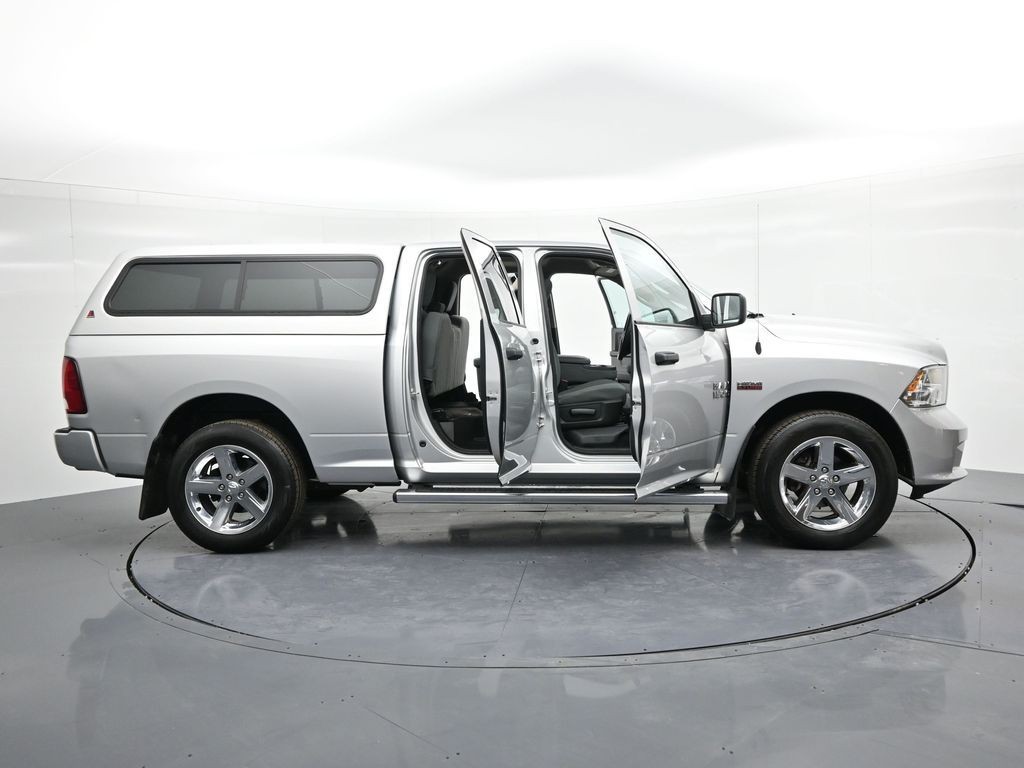Ram 1500 Vehicle Full-screen Gallery Image 25