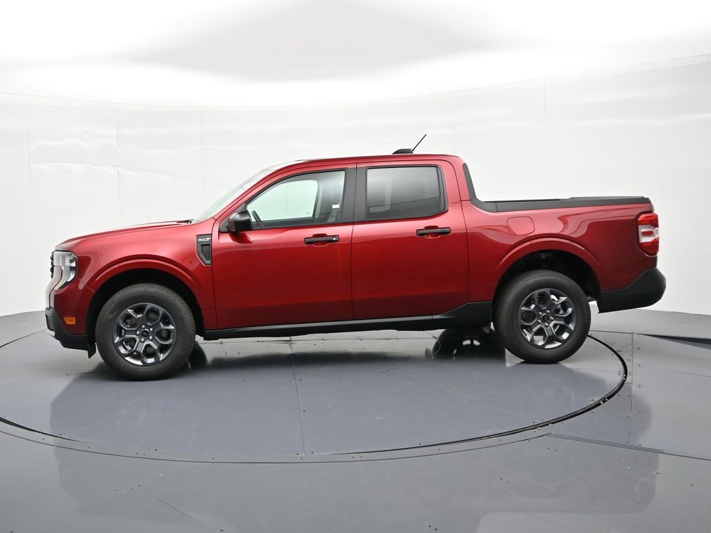 Ford Maverick Vehicle Full-screen Gallery Image 9