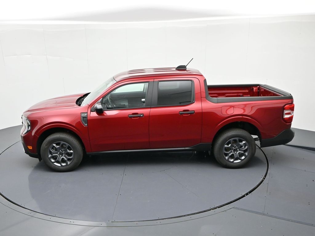 Ford Maverick Vehicle Full-screen Gallery Image 23