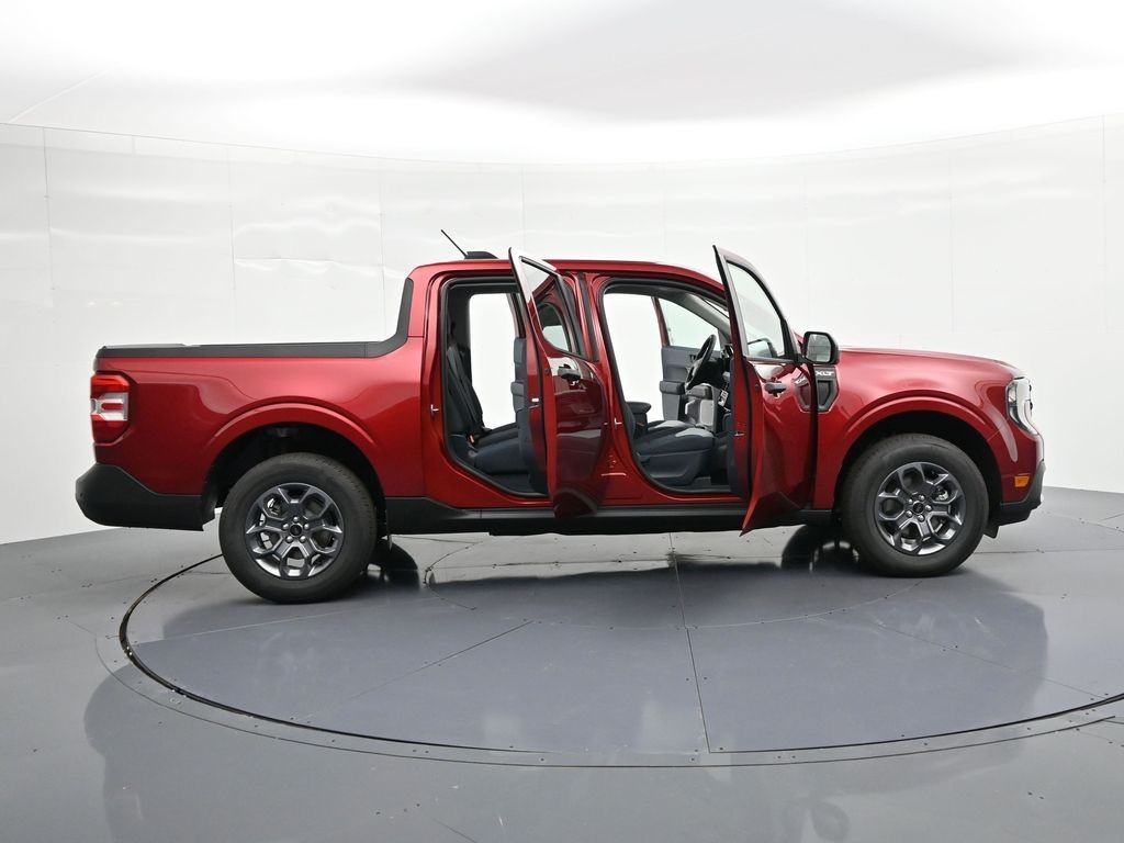 Ford Maverick Vehicle Full-screen Gallery Image 28