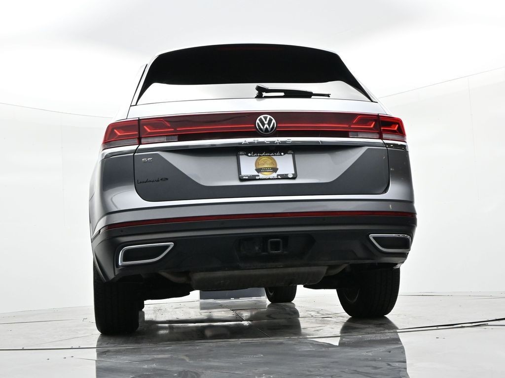 Volkswagen Atlas Vehicle Full-screen Gallery Image 22