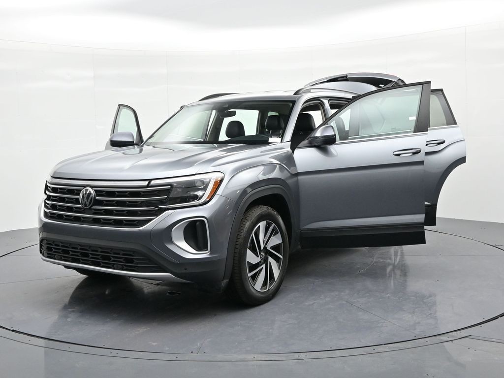 Volkswagen Atlas Vehicle Full-screen Gallery Image 27