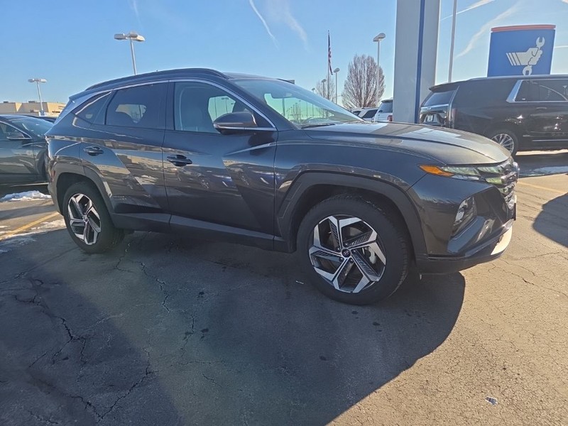 Hyundai Tucson Vehicle Full-screen Gallery Image 7