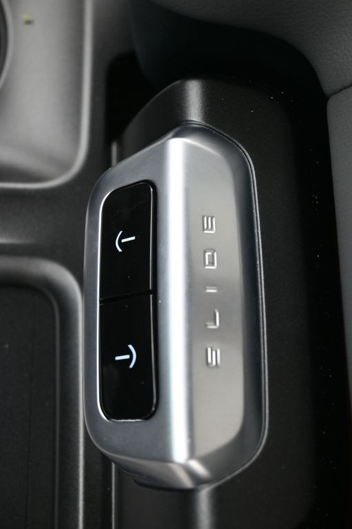 Ford Expedition Vehicle Full-screen Gallery Image 19