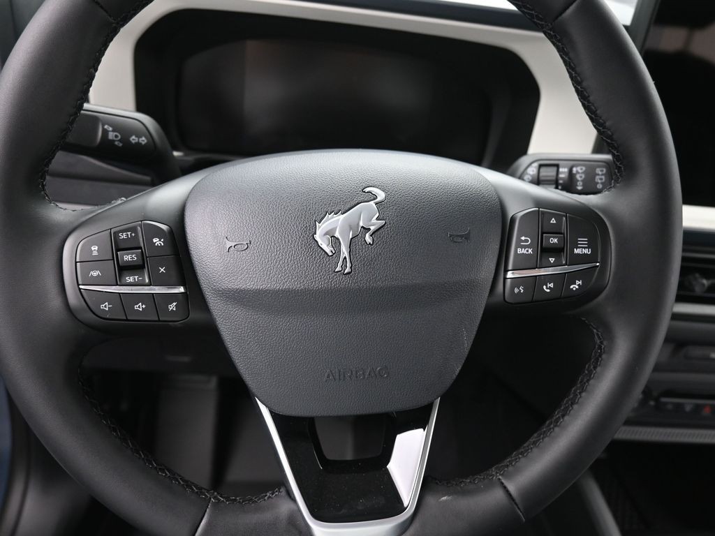 Ford Bronco Sport Vehicle Full-screen Gallery Image 12