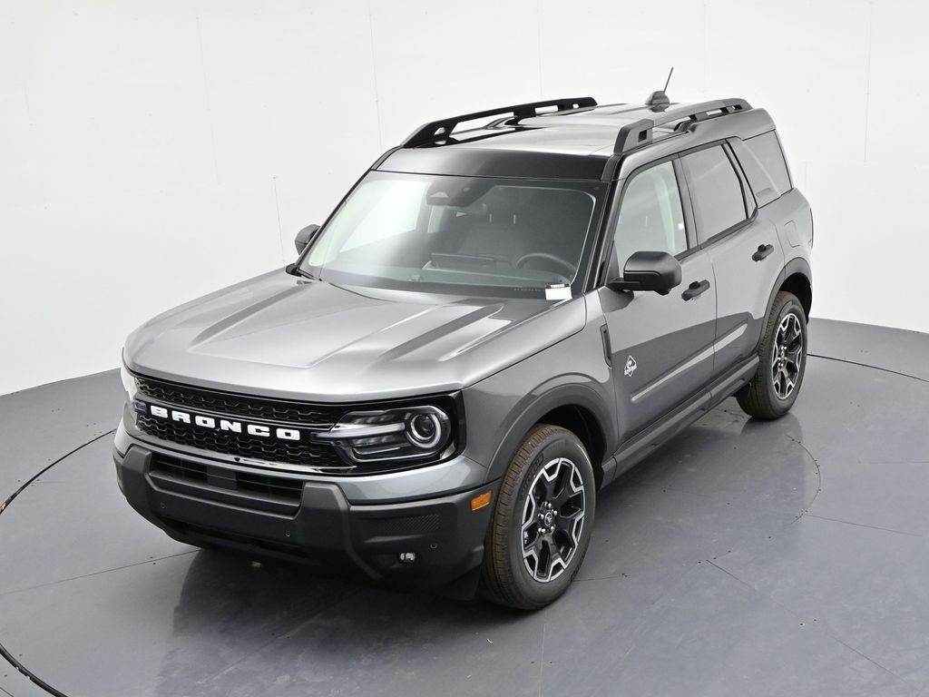 Ford Bronco Sport Vehicle Full-screen Gallery Image 20