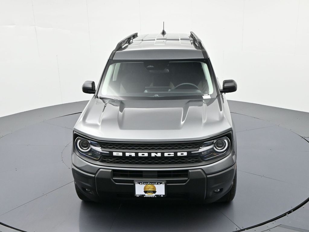 Ford Bronco Sport Vehicle Full-screen Gallery Image 21