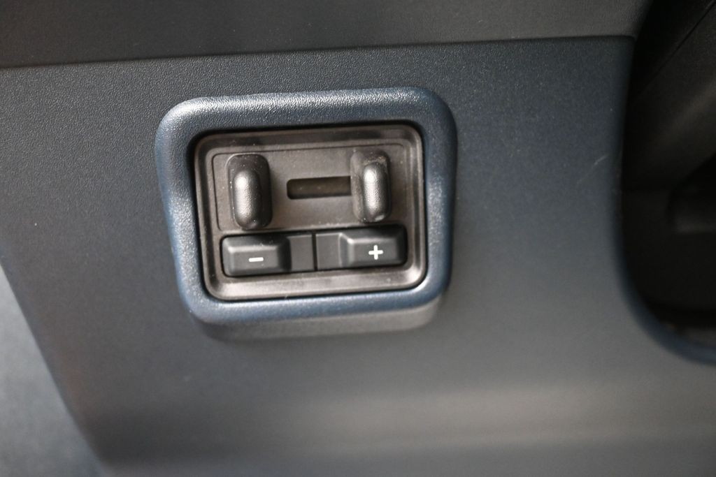 Ford Maverick Vehicle Full-screen Gallery Image 20