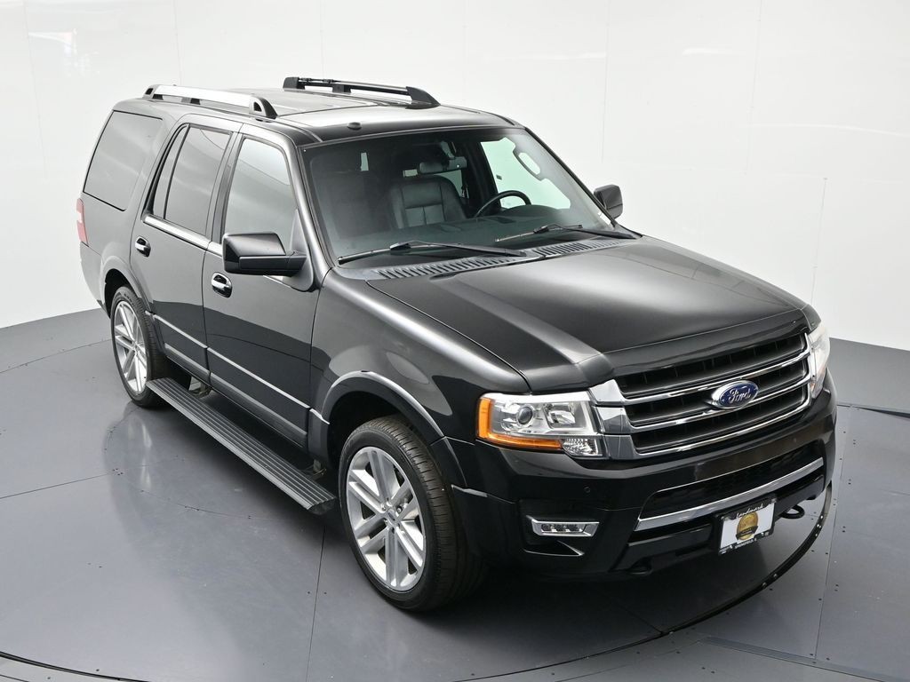 Ford Expedition Vehicle Full-screen Gallery Image 16