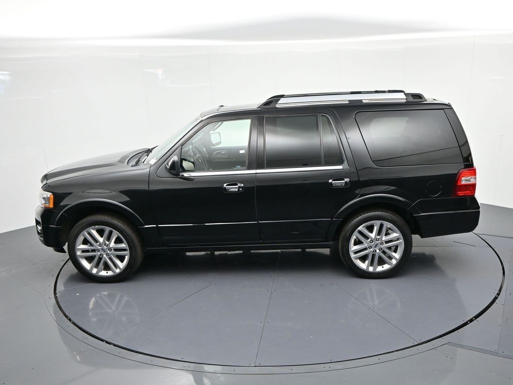 Ford Expedition Vehicle Full-screen Gallery Image 19