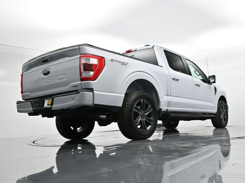 Ford F-150 Vehicle Full-screen Gallery Image 24