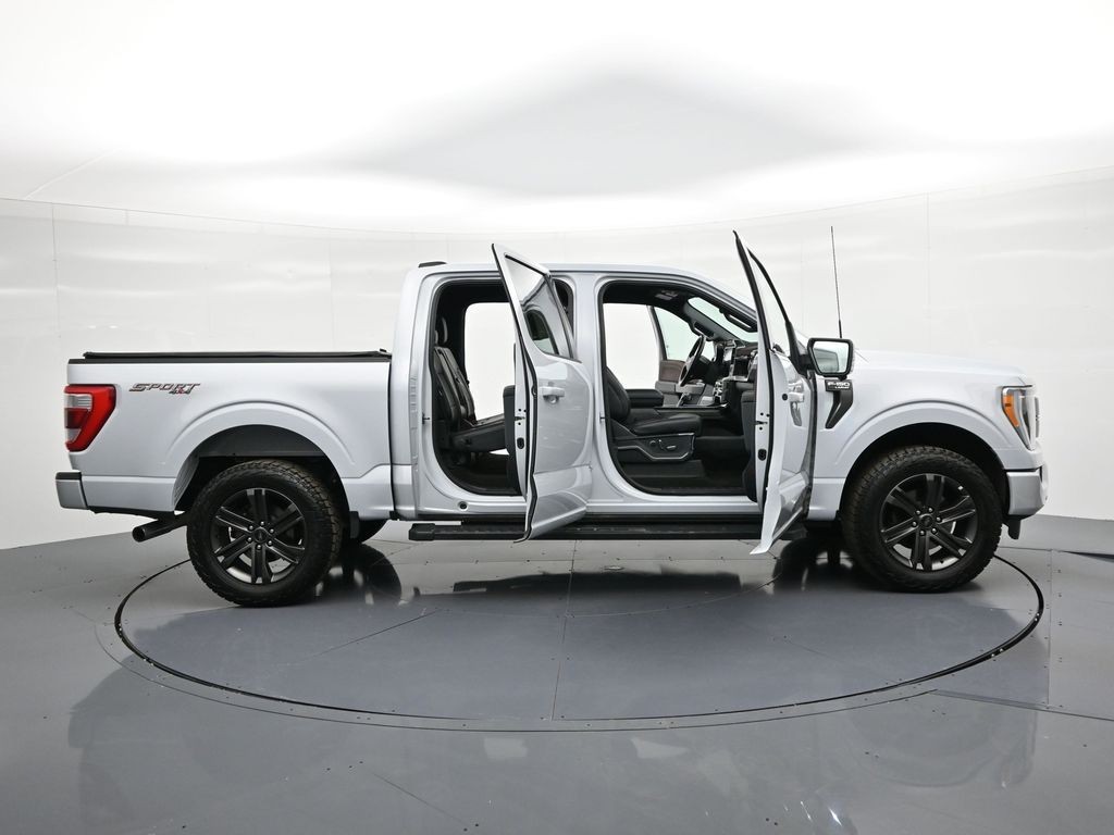 Ford F-150 Vehicle Full-screen Gallery Image 26