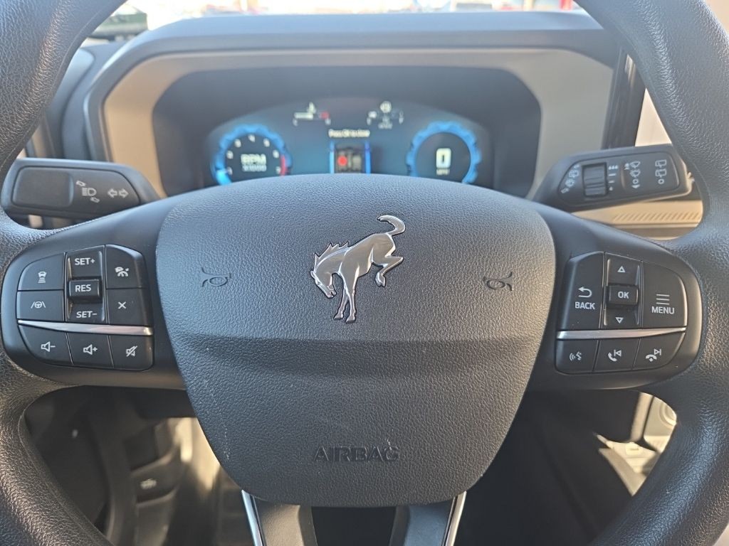 Ford Bronco Sport Vehicle Full-screen Gallery Image 11