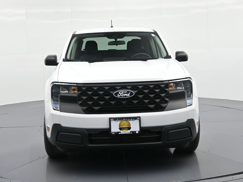 Ford Maverick Vehicle Full-screen Gallery Image 3