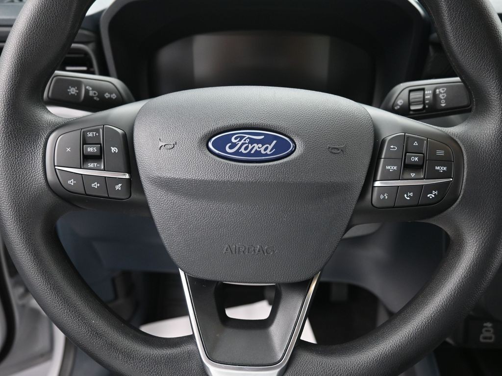 Ford Maverick Vehicle Full-screen Gallery Image 13