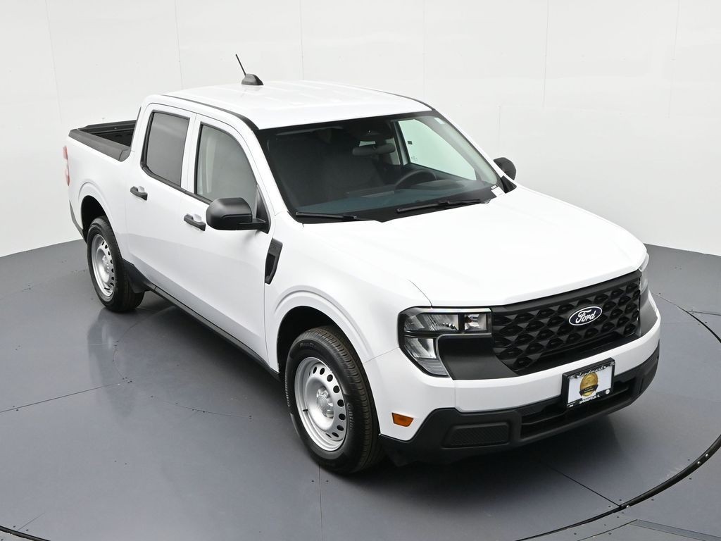 Ford Maverick Vehicle Full-screen Gallery Image 17