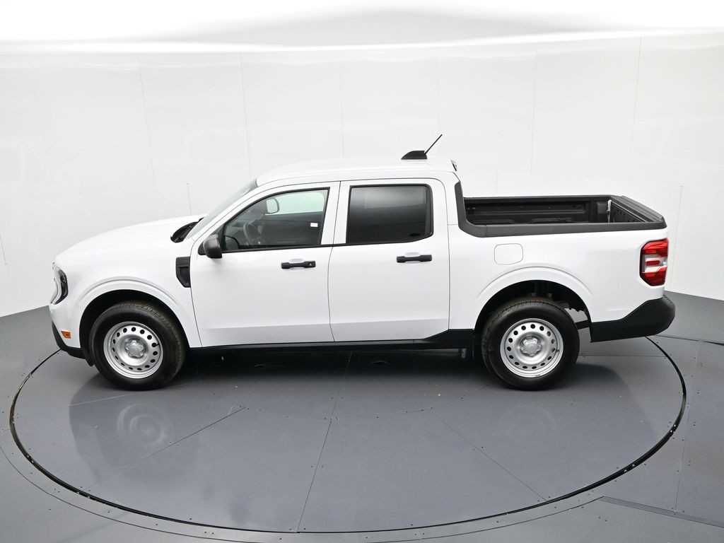 Ford Maverick Vehicle Full-screen Gallery Image 20