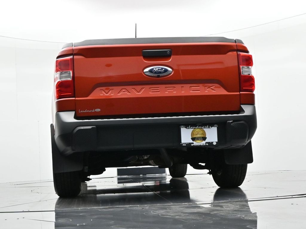 Ford Maverick Vehicle Full-screen Gallery Image 23