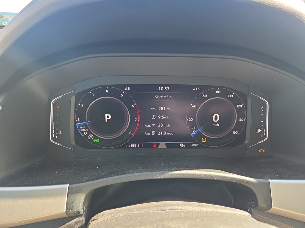 Volkswagen Atlas Vehicle Full-screen Gallery Image 9