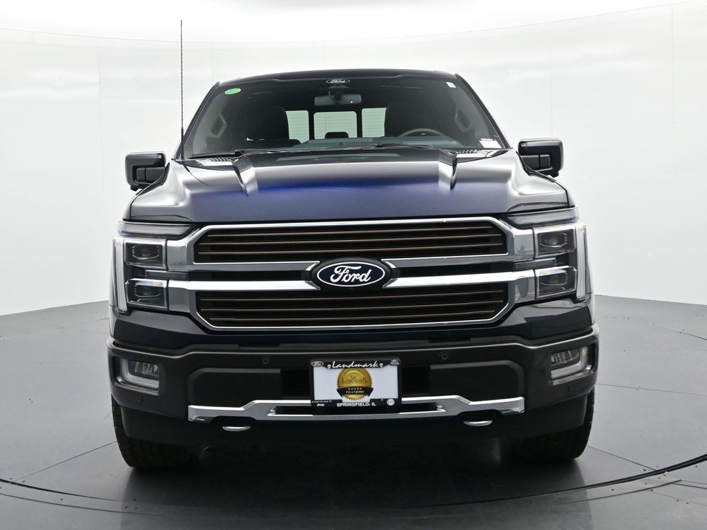 Ford F-150 Vehicle Full-screen Gallery Image 3