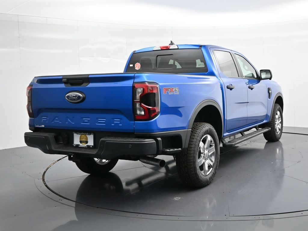 Ford Ranger Vehicle Full-screen Gallery Image 4