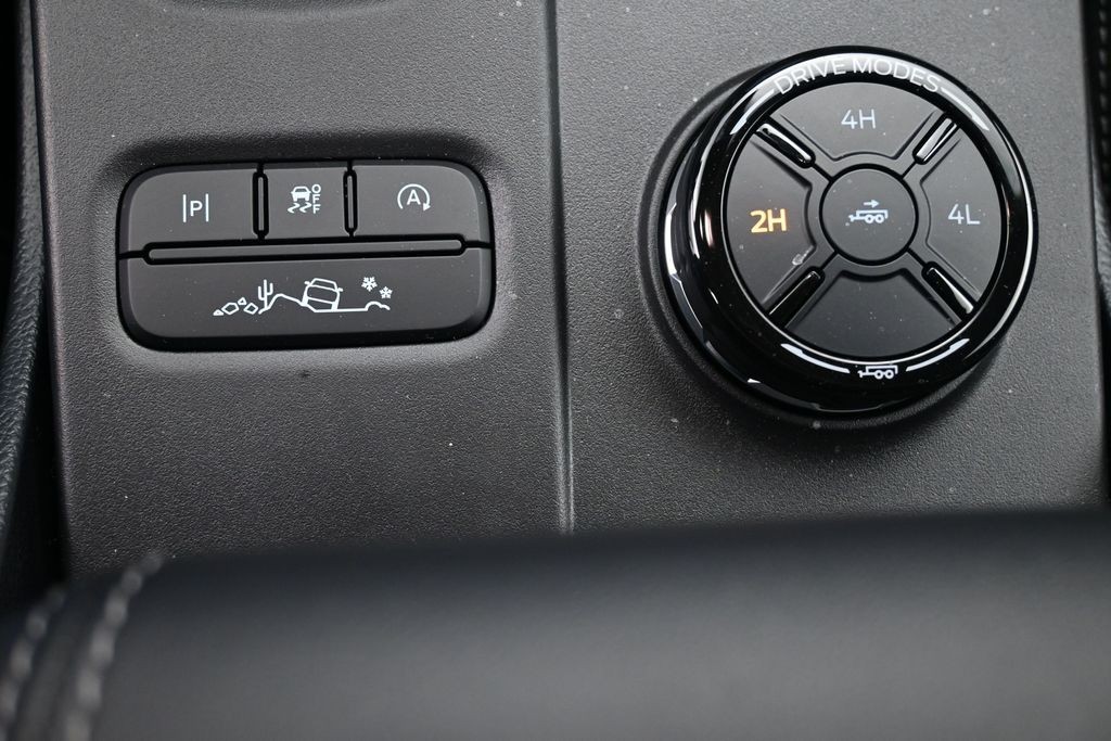 Ford Ranger Vehicle Full-screen Gallery Image 14