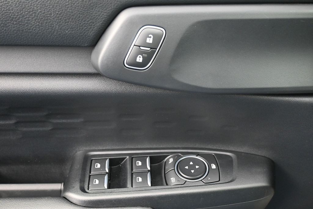 Ford Ranger Vehicle Full-screen Gallery Image 21