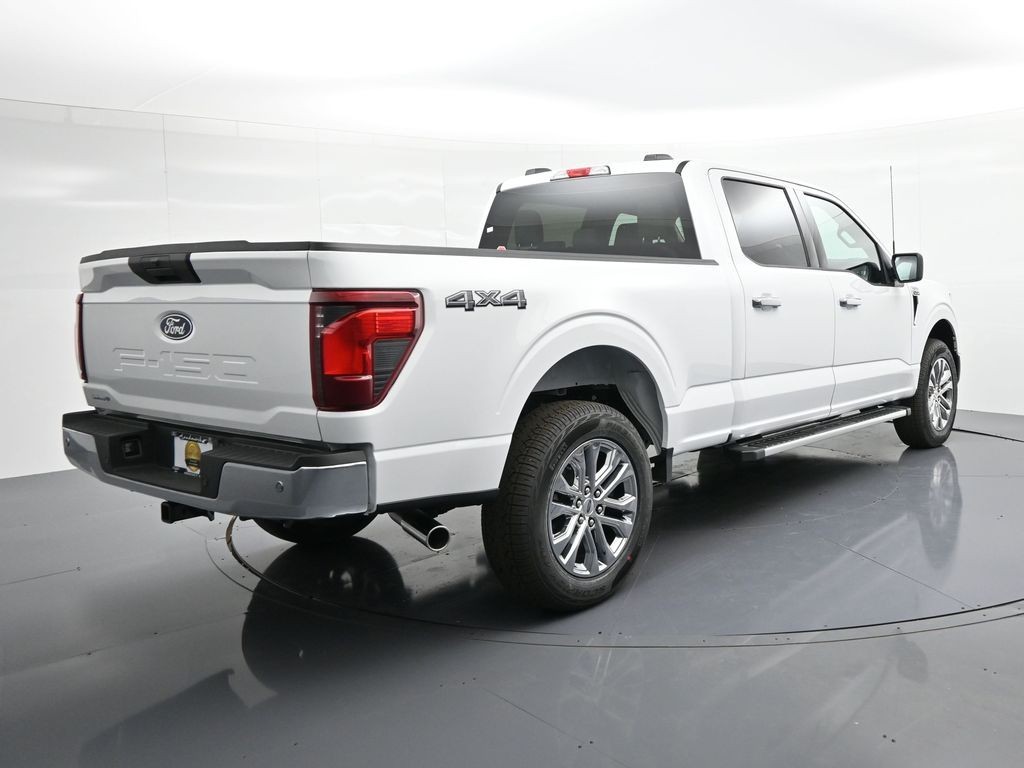Ford F-150 Vehicle Full-screen Gallery Image 6