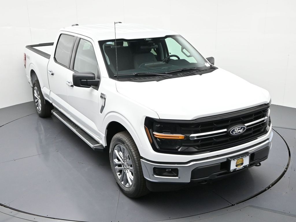 Ford F-150 Vehicle Full-screen Gallery Image 23