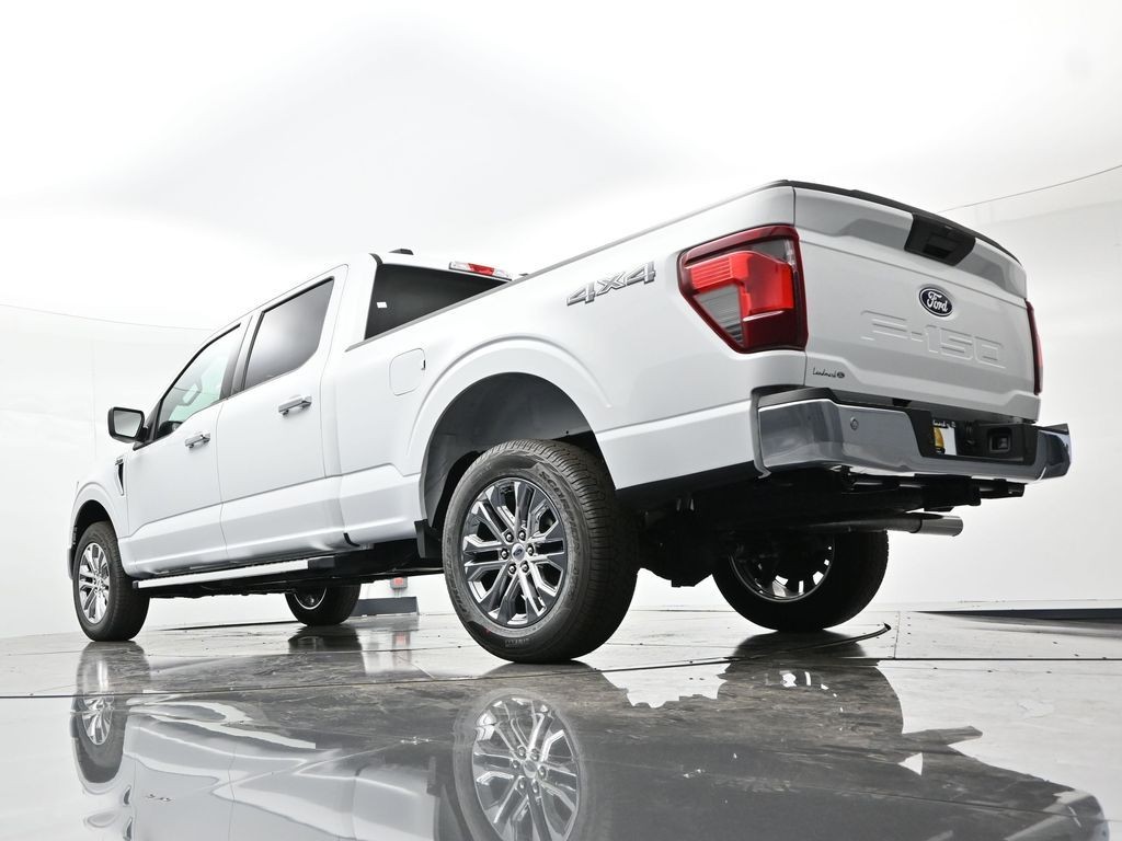 Ford F-150 Vehicle Full-screen Gallery Image 27