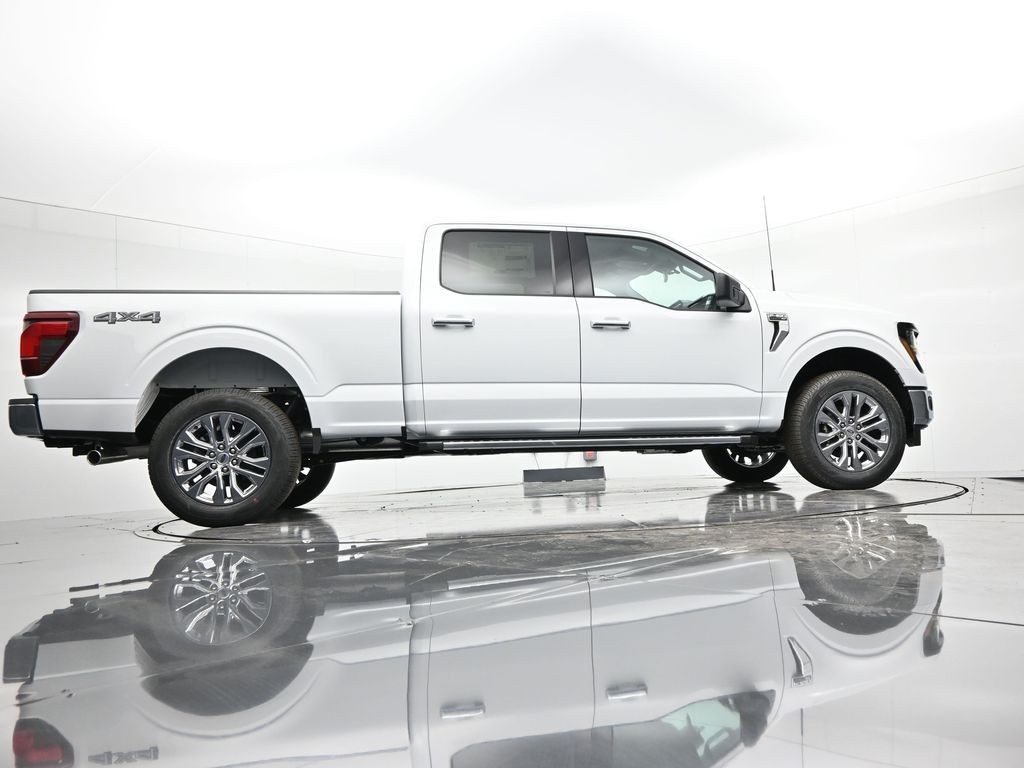 Ford F-150 Vehicle Full-screen Gallery Image 30
