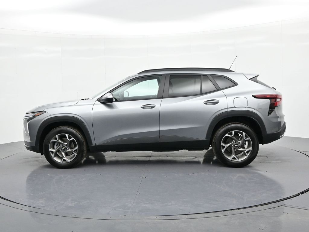 Chevrolet Trax Vehicle Full-screen Gallery Image 9