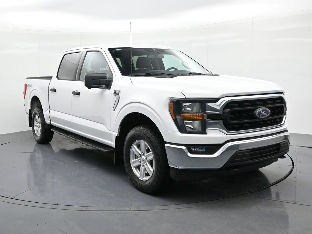 Ford F-150 Vehicle Full-screen Gallery Image 4