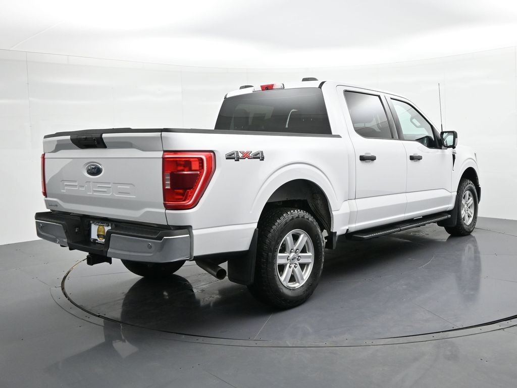 Ford F-150 Vehicle Full-screen Gallery Image 6