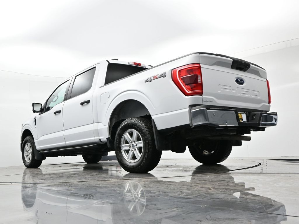 Ford F-150 Vehicle Full-screen Gallery Image 21