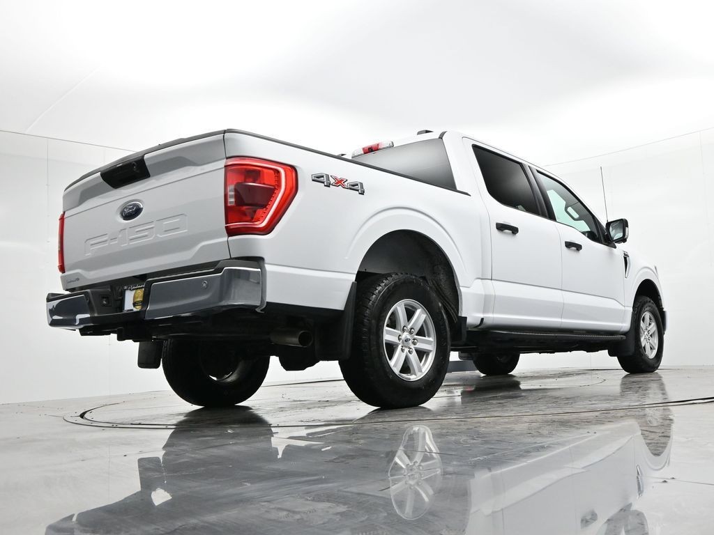 Ford F-150 Vehicle Full-screen Gallery Image 23