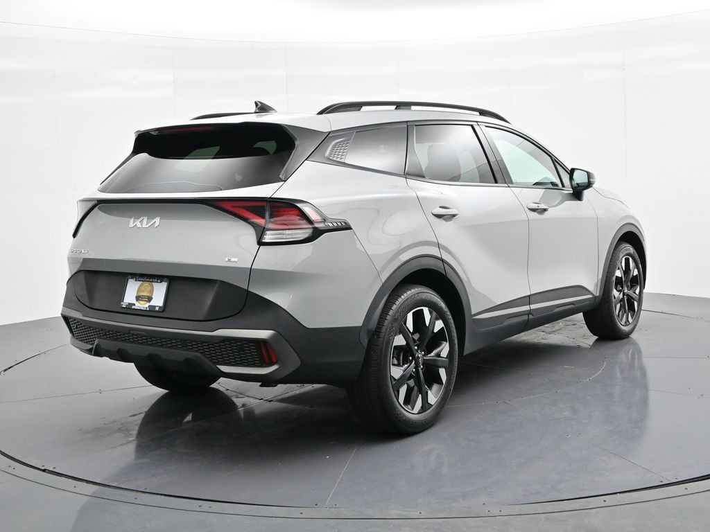 Kia Sportage Vehicle Full-screen Gallery Image 6