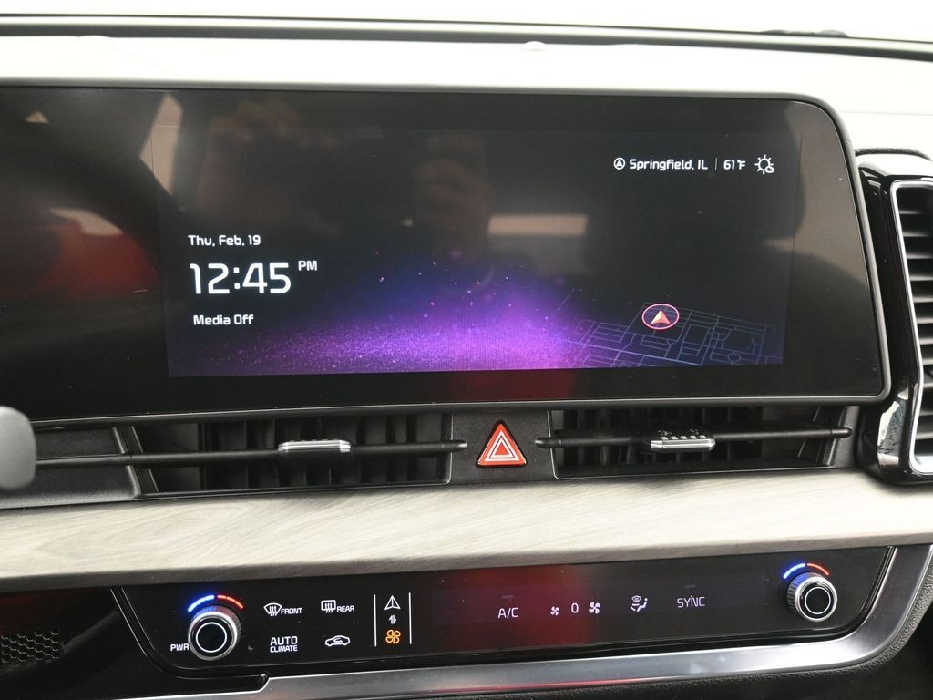 Kia Sportage Vehicle Full-screen Gallery Image 10