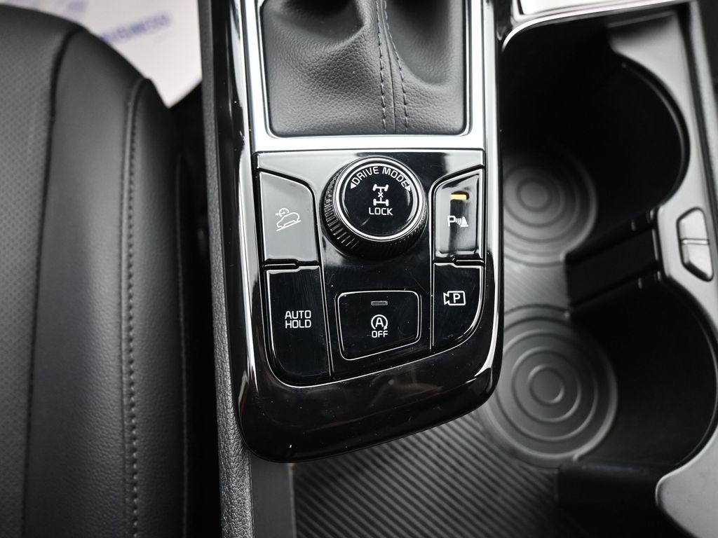 Kia Sportage Vehicle Full-screen Gallery Image 12