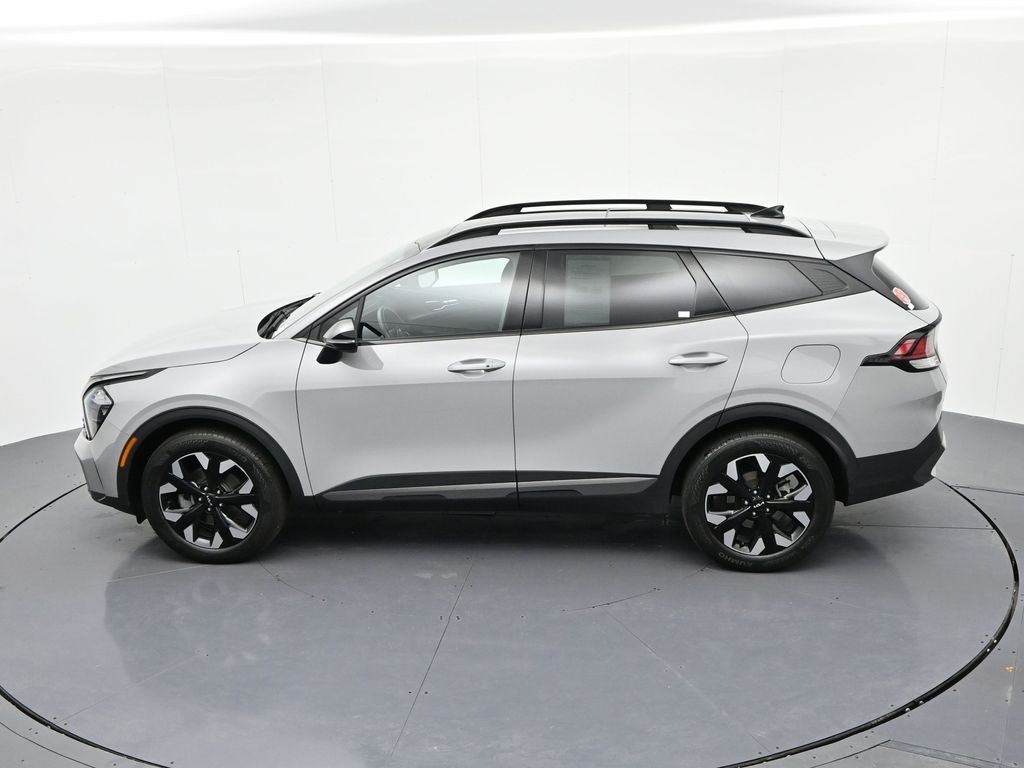 Kia Sportage Vehicle Full-screen Gallery Image 21