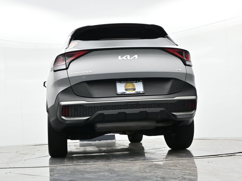 Kia Sportage Vehicle Full-screen Gallery Image 23