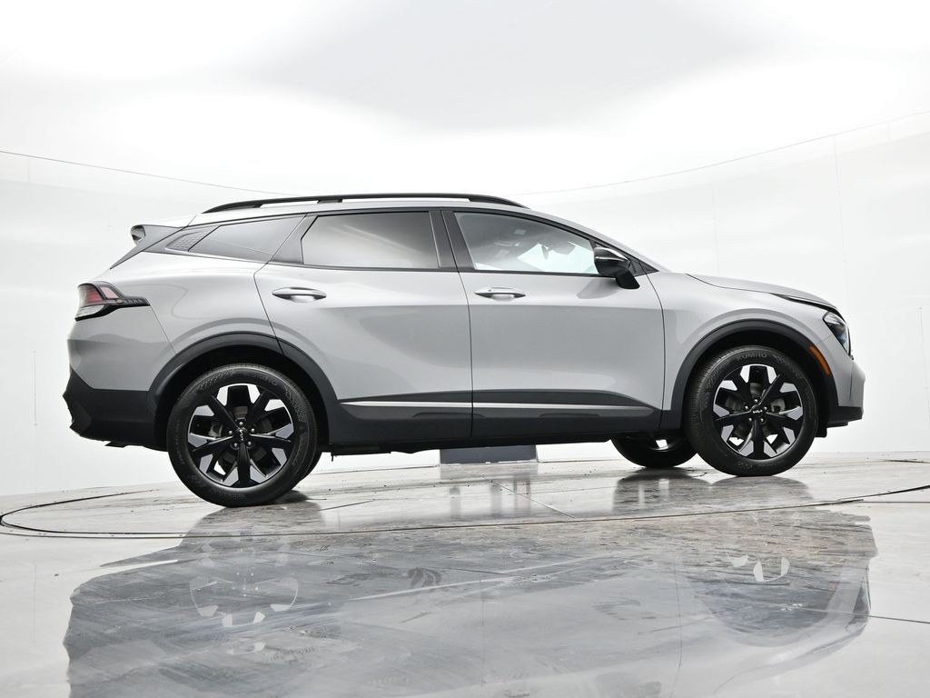 Kia Sportage Vehicle Full-screen Gallery Image 25