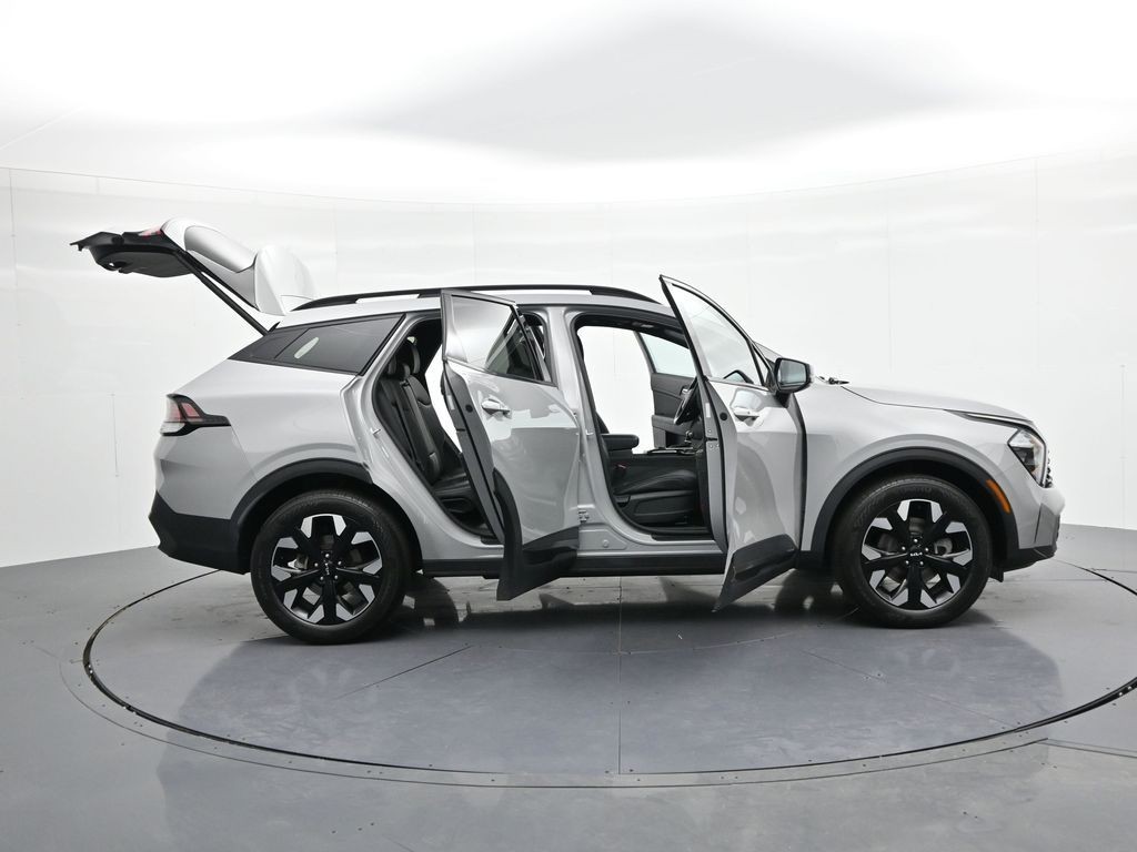 Kia Sportage Vehicle Full-screen Gallery Image 26