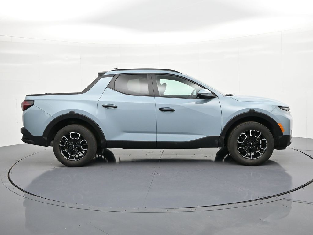 Hyundai Santa Cruz Vehicle Full-screen Gallery Image 5