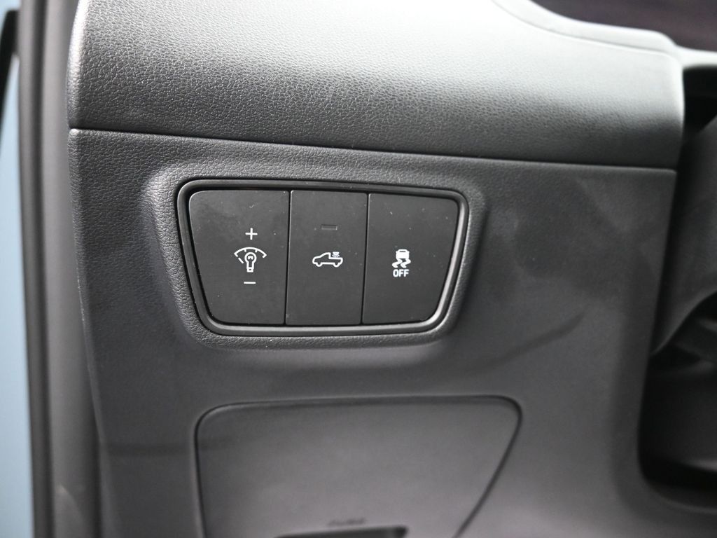 Hyundai Santa Cruz Vehicle Full-screen Gallery Image 15