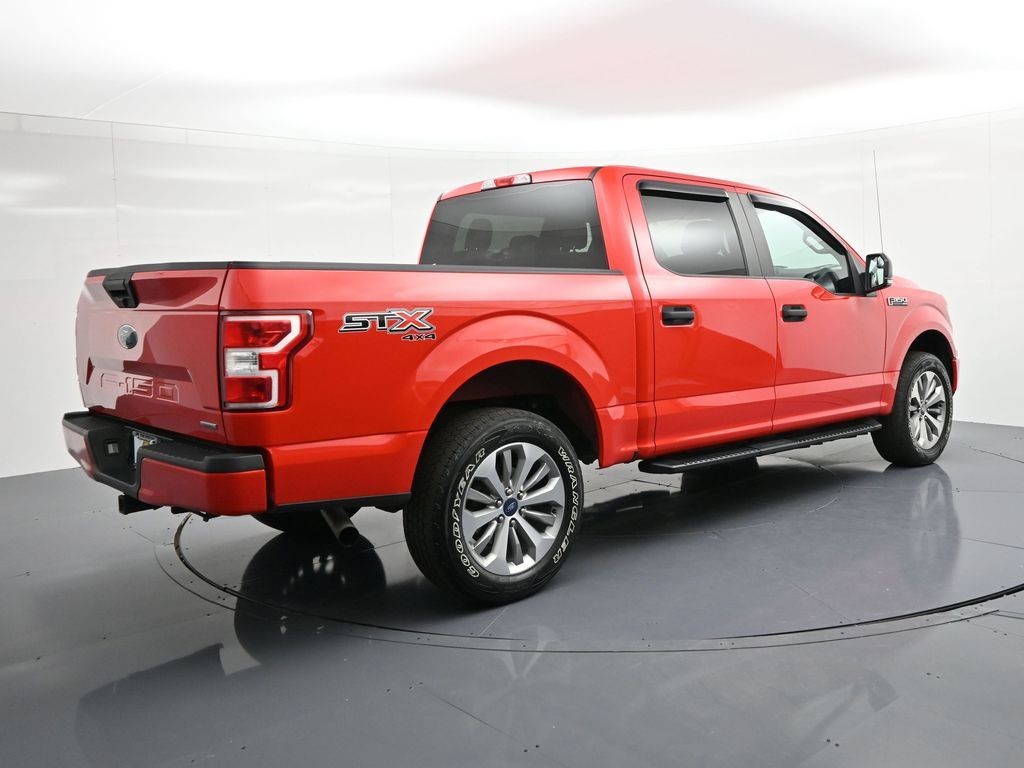 Ford F-150 Vehicle Full-screen Gallery Image 6
