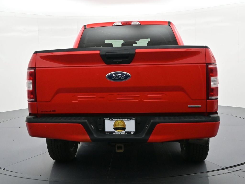 Ford F-150 Vehicle Full-screen Gallery Image 7