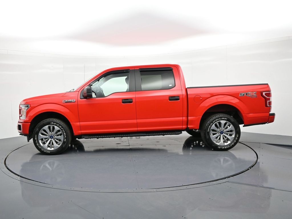 Ford F-150 Vehicle Full-screen Gallery Image 9